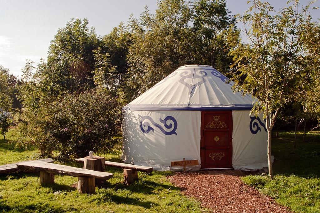 Plush Tents Yurt Village Chichester Zimmer foto